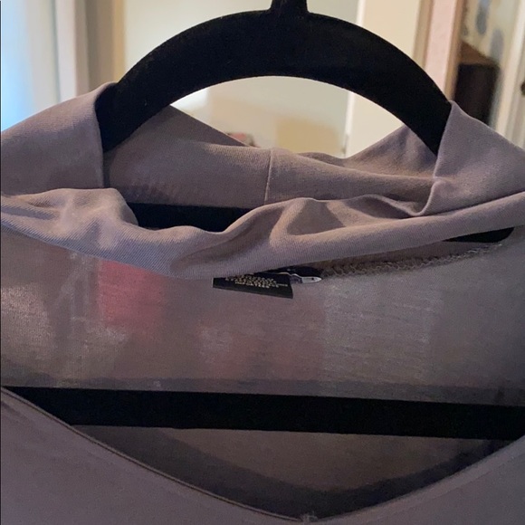 Trouve Blouse - Picture 3 of 5